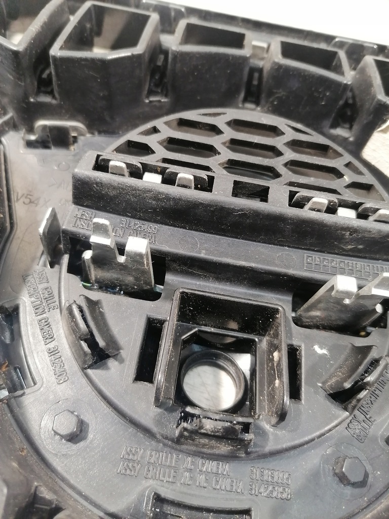 фото №15, Volvo s90 v90 решётка радиатора камера решётка радиатора 31383895