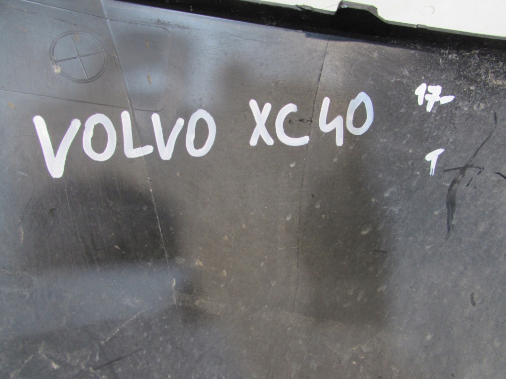 Накладка спойлер бампера задняя volvo xc40 ii 17-pdc Оригинал