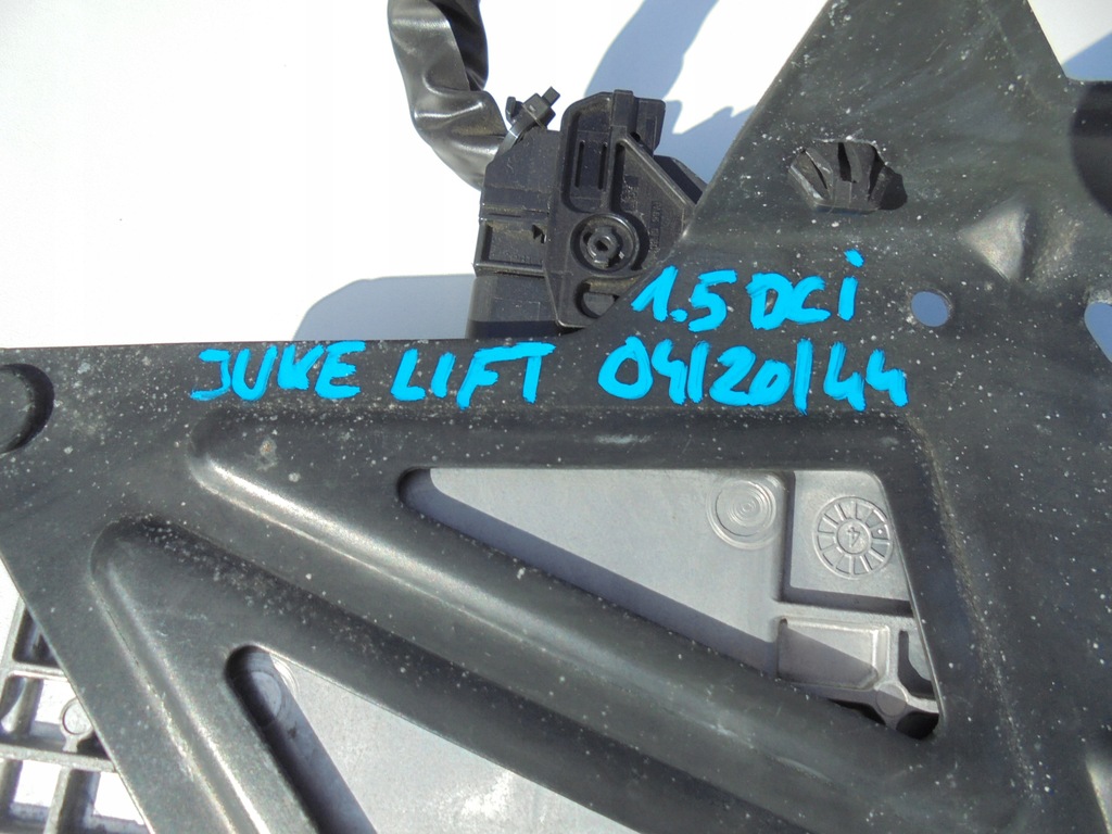 фото №7, Juke lift блок управления модуль коробки emu10-021n 1.5 dci кронштейн