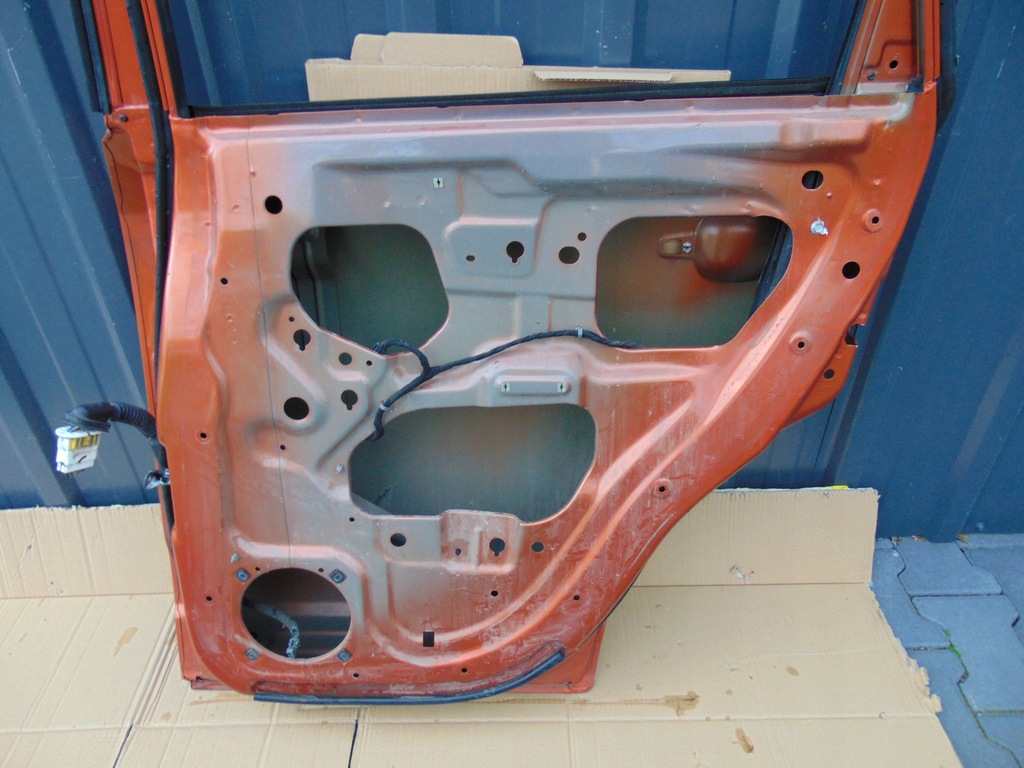 фото №9, Дверь правый задняя saturn vue opel antara