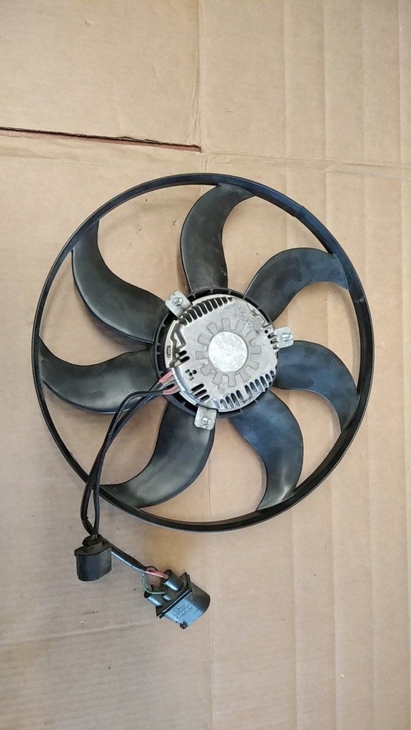 фото №1, Volkswagen вентилятор радиатора 1k0959455