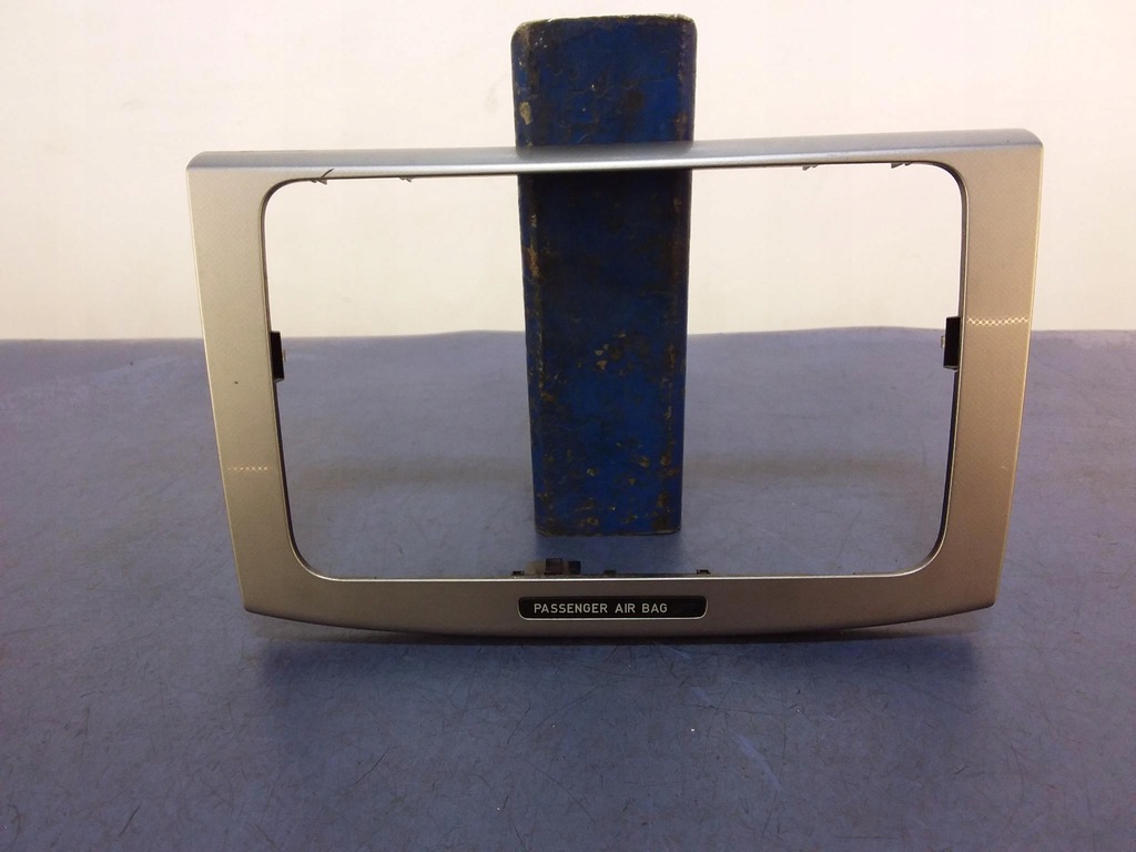 фото №1, Vw passat b6 захист рамка радіо navi 3c0858069m