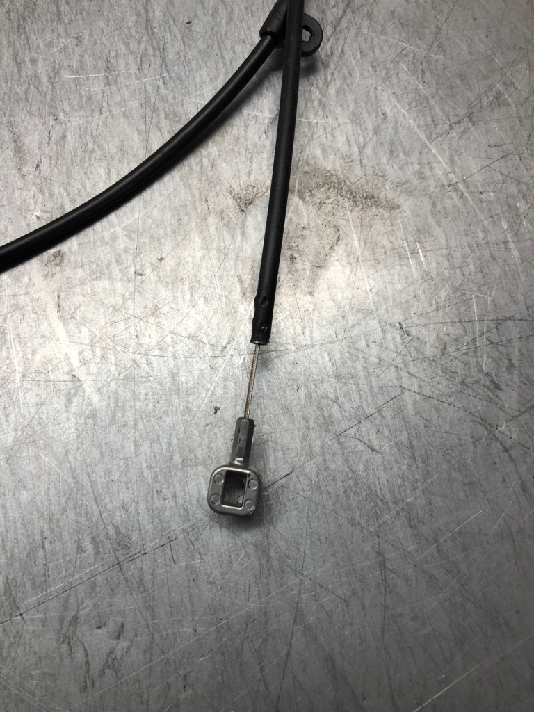 фото №3, Q5 8r ручка сиденье трос правый задняя 8r0885682a