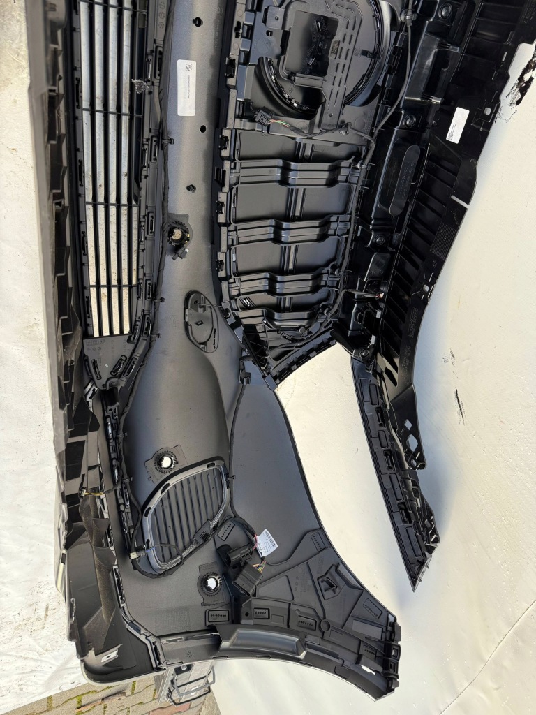 фото №15, Mercedes eqa w243 a243 бампер перед передний kompletny a2438850001