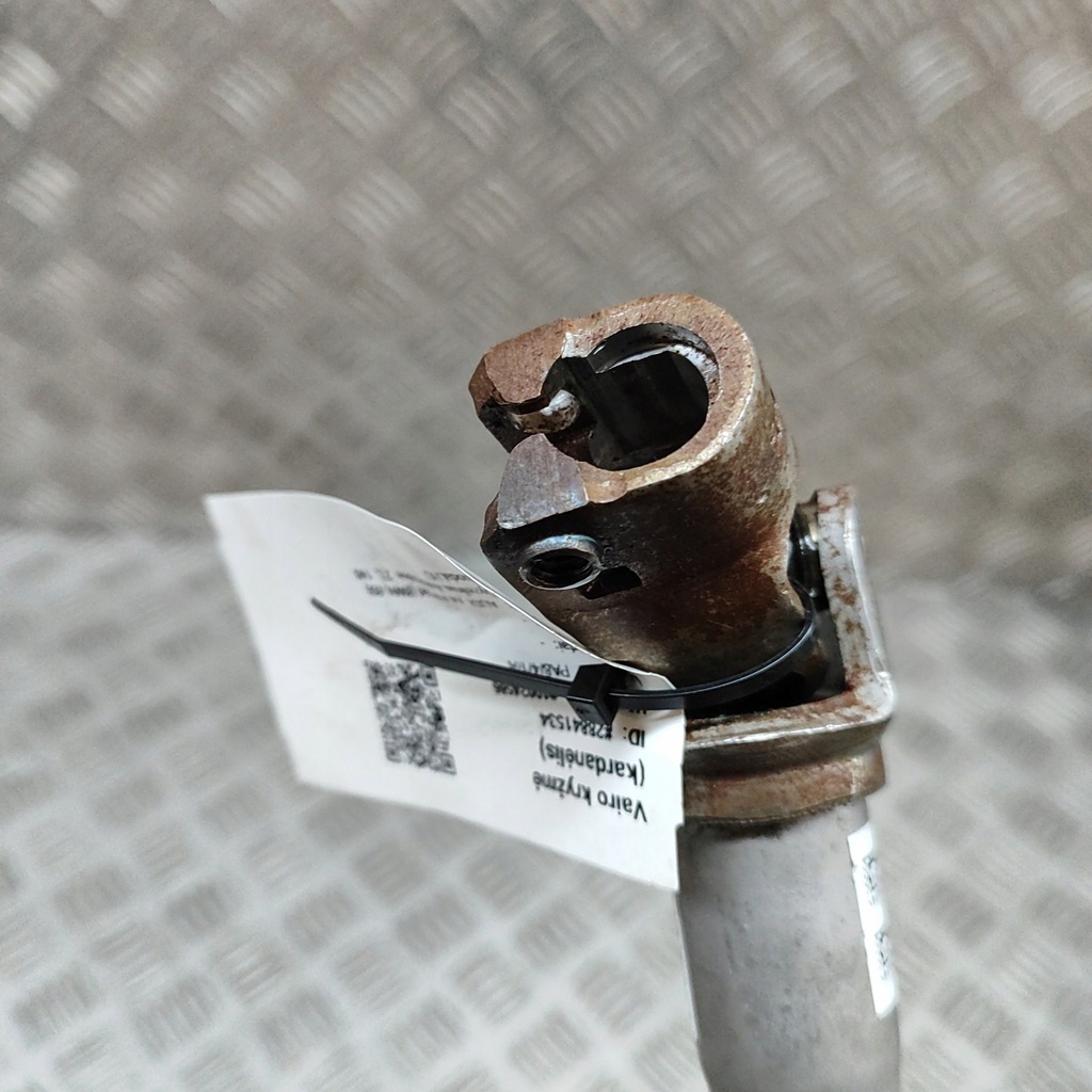 фото №5, Audi a4 allroad b9 2017 шарнір вала колонки кермового