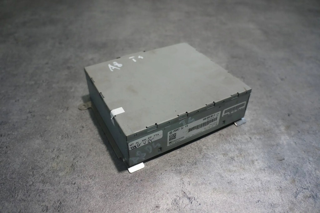 фото №1, Тюнер радіо радіо модуль блок керування audi a8 s8 d4 4h 4h0035061e