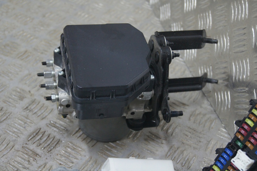 фото №14, Infiniti q50 3.0 v6 электроника электропроводка usa