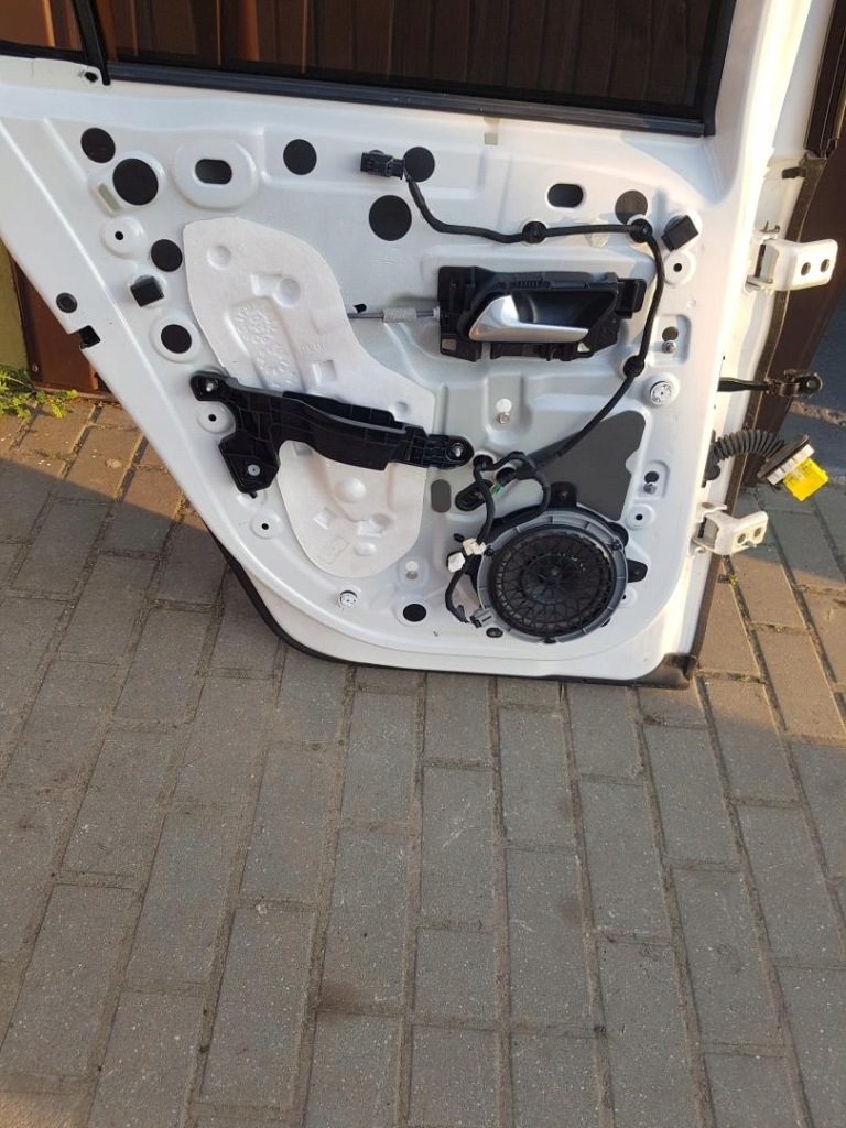 фото №5, Дверь левый задняя peugeot 208 ii kwed