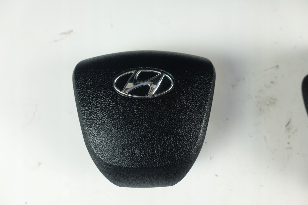 фото №8, Hyundai i20 консоль приборная панель подушки безопасности