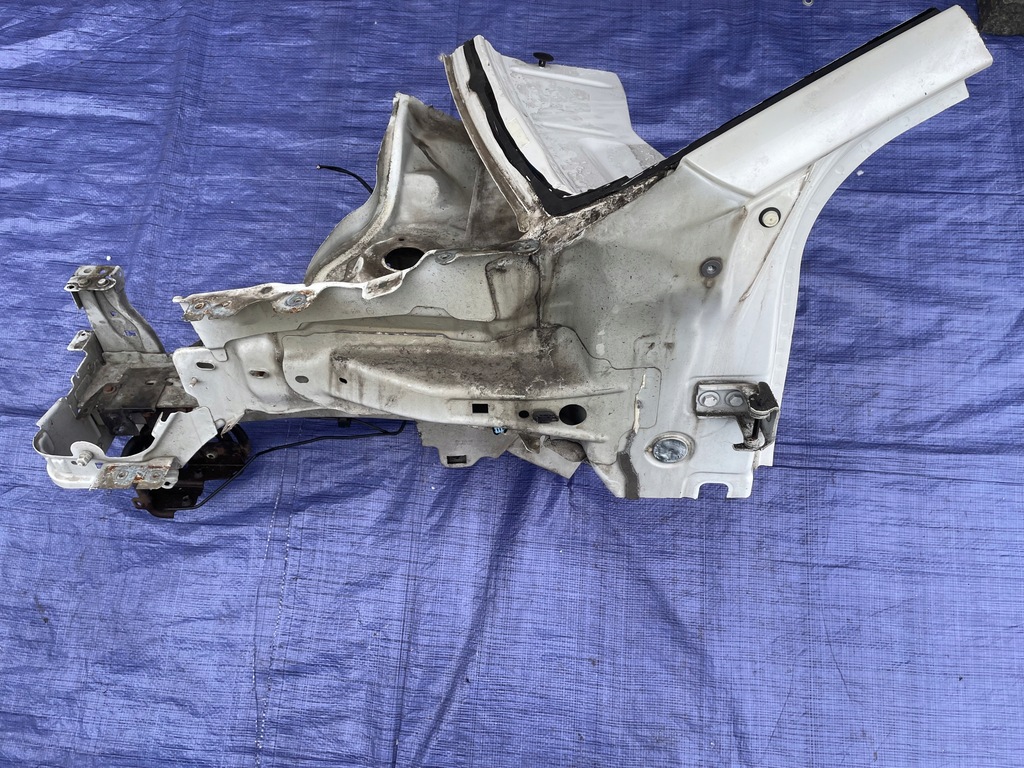 фото №1, Peugeot 2008 лонжерон четверть левая