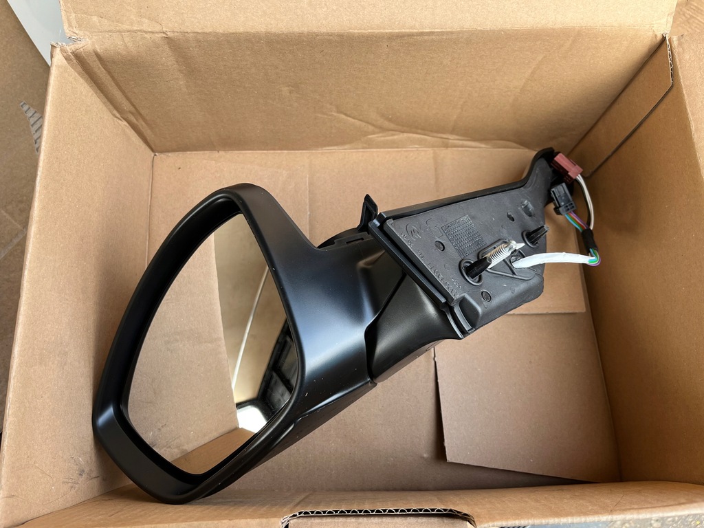 фото №8, Зеркало левая наружное передние peugeot 2008 i 9