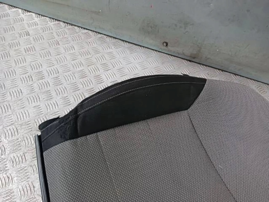 фото №2, Skoda rapid спинка сидіння праве пасажир обшивка