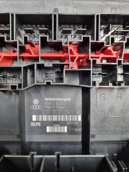 фото №4, Модуль блок управления бортовой сетью 3c0937049aj skoda octavia ii