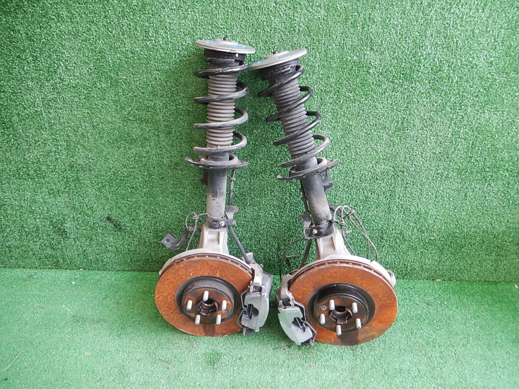 фото №1, Поворотний кулак mcperson jaguar e-pace 2.0 td4 лівий