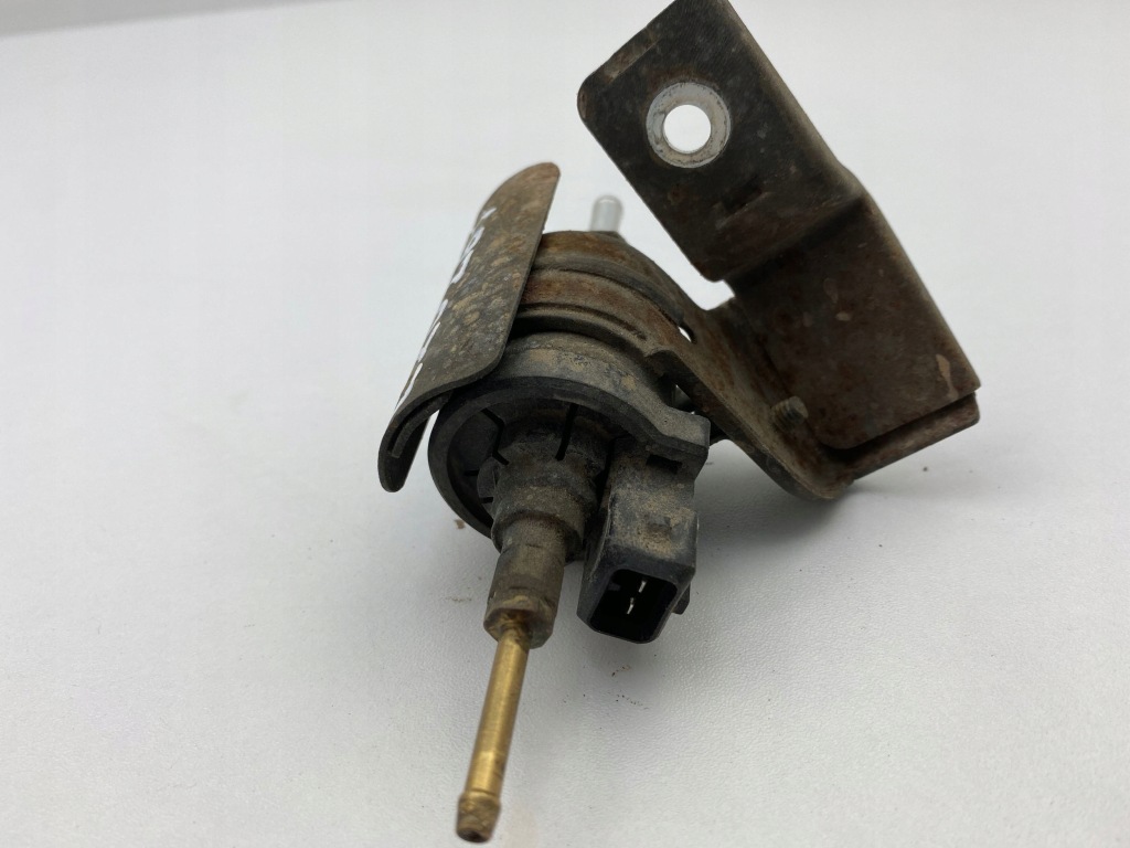 фото №7, 2012 toyota corolla e140 e150 помпа пального webasto