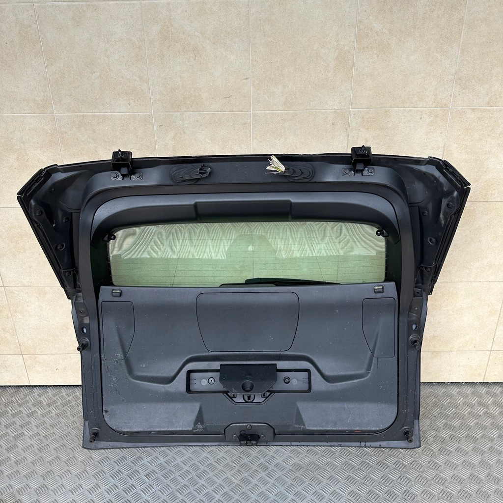 фото №4, Крышка багажника задняя peugeot 3008 ii 2018 rok