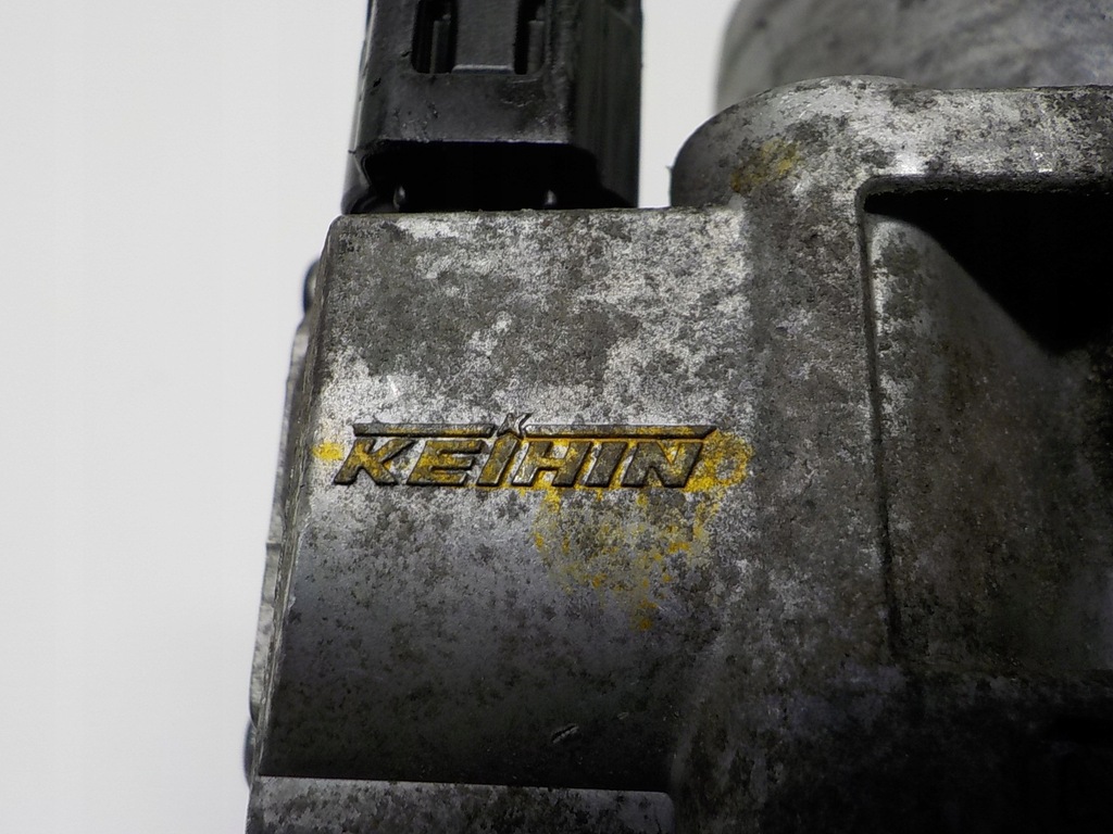 фото №8, Honda оригинальный номер gmb4a дроссельная заслонка