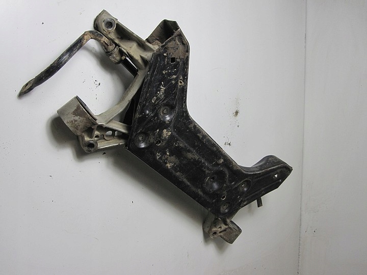 фото №6, Подрамник подвеска skoda fabia 1.9sdi 03r