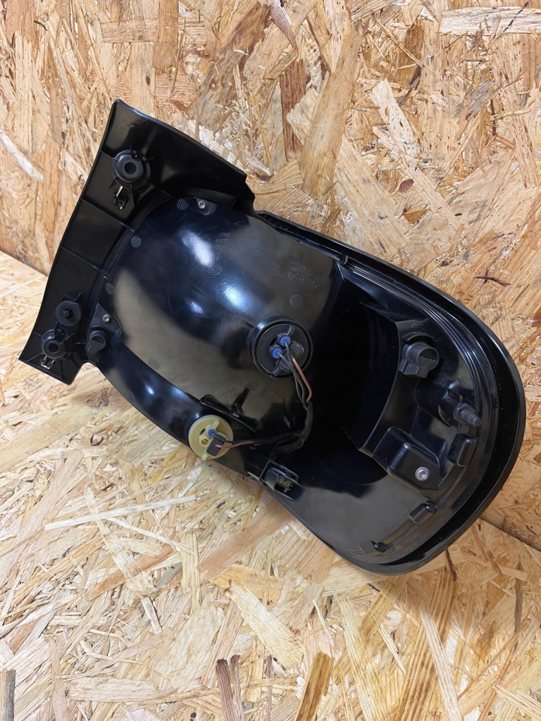 фото №12, Комплектная лампа задняя левая citroen c3 aircross lift 23r europa оригинал hella