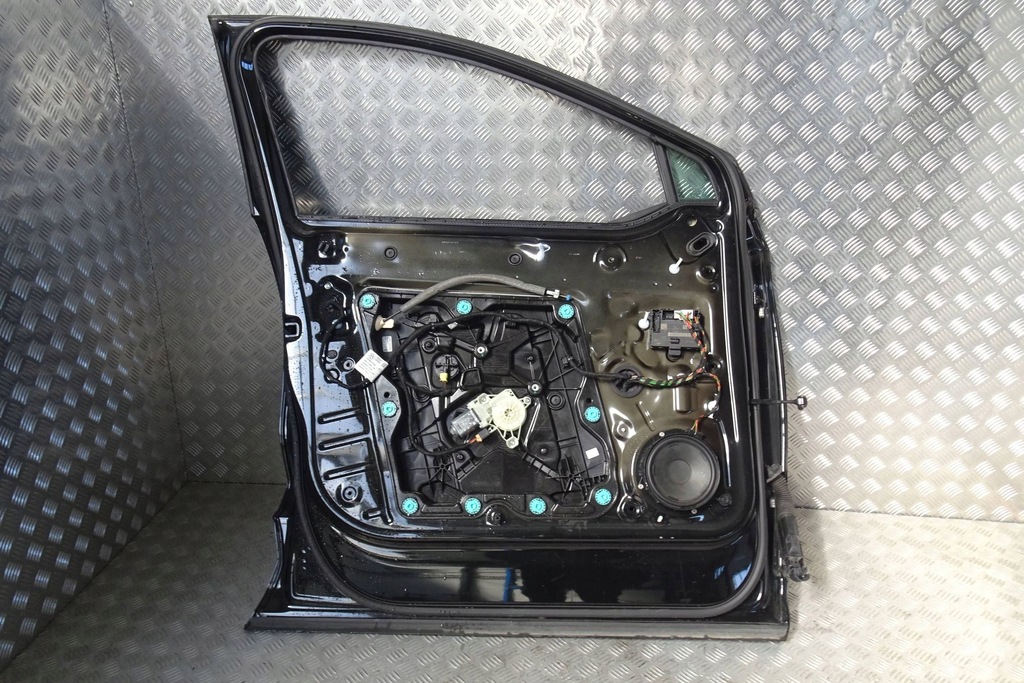 фото №6, Audi q4 e-tron - двері ліва