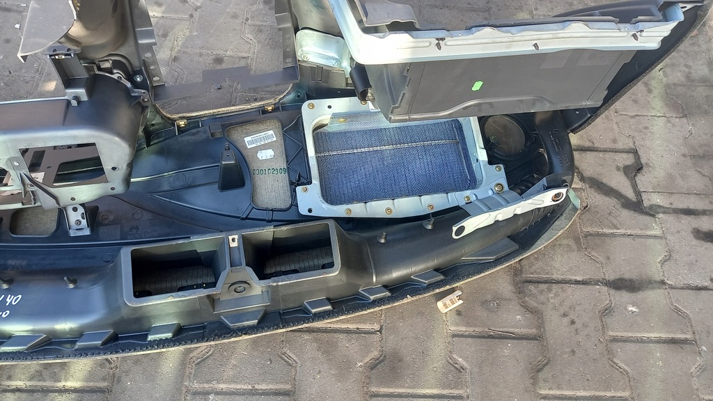 фото №11, Панель приладів приладова volvo v40 02r 1.9dci kombi