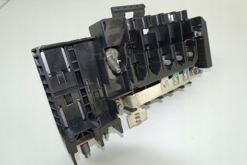 фото №8, Mercedes w176 w246 модуль блок управления аккумулятор 2465401350 клемма