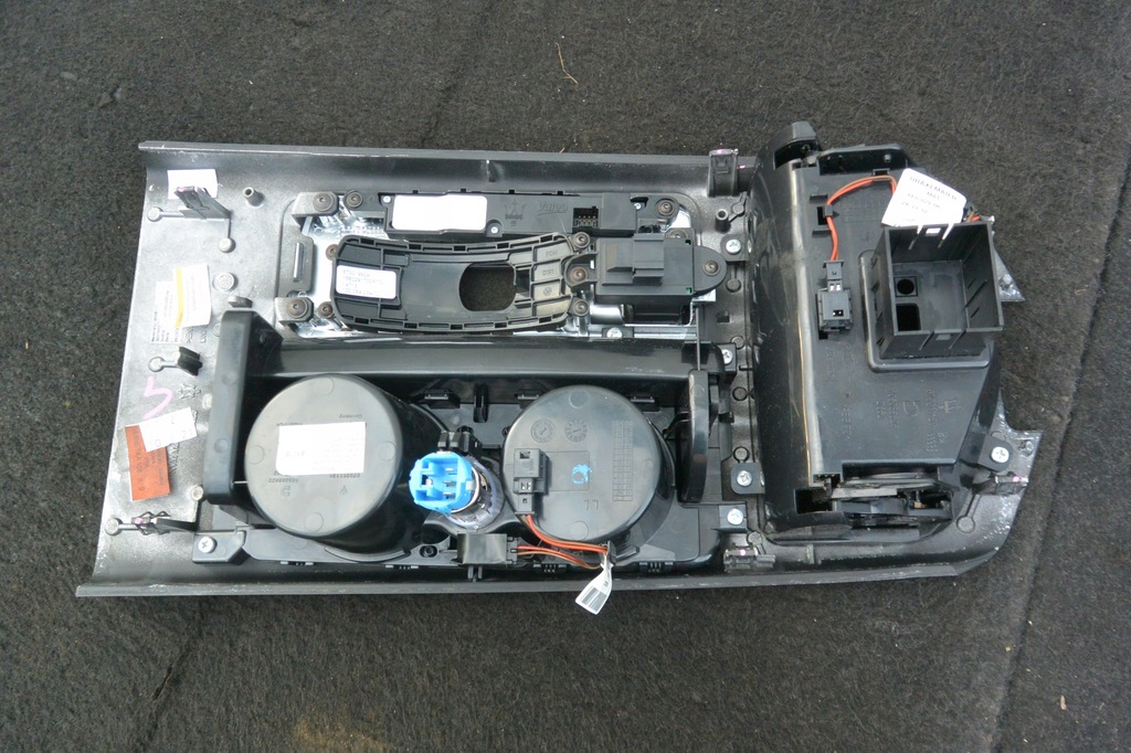 фото №9, Dekor бардачок туннель maserati quattroporte vi