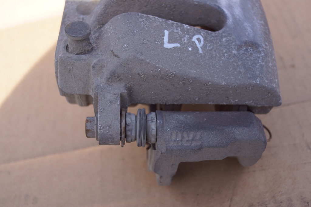 фото №5, Суппорт тормозной левый перед ford mustang v gt