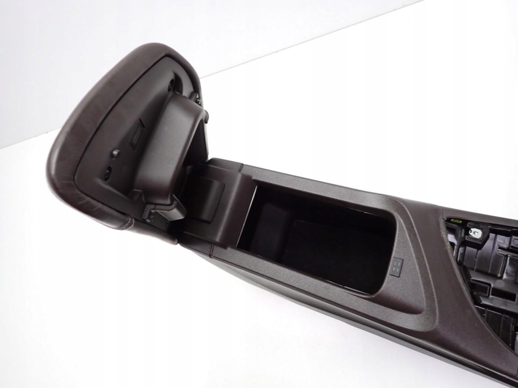 Купити Тунель підлокітник usb європа 969106329r renault espace v 5 18r