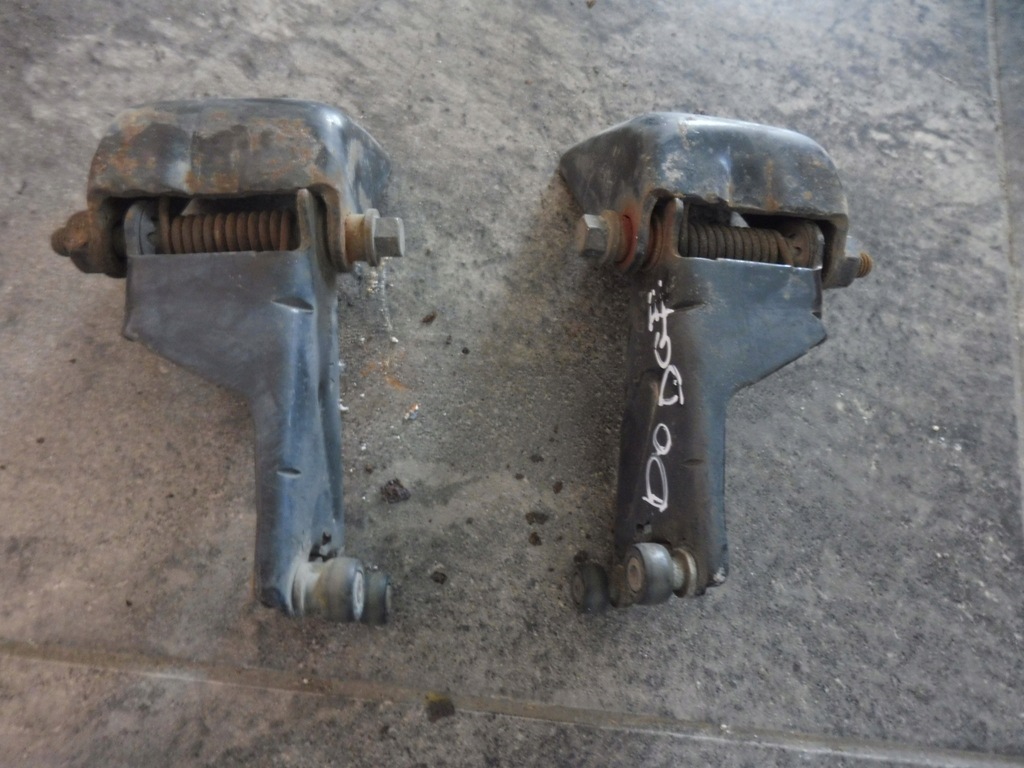 фото №4, Подрамник ролик дверь левая i правая dodge caravan rg