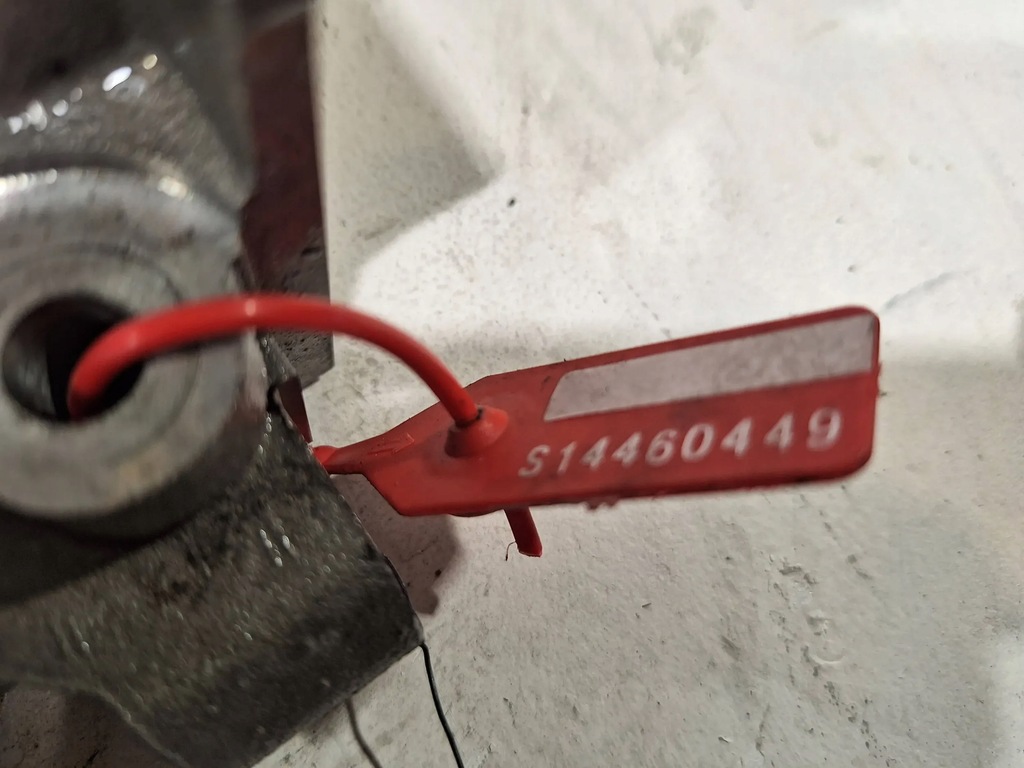 фото №15, Валы распределительного вала крышка 55184358 fiat croma ii 1.9mjet 05-