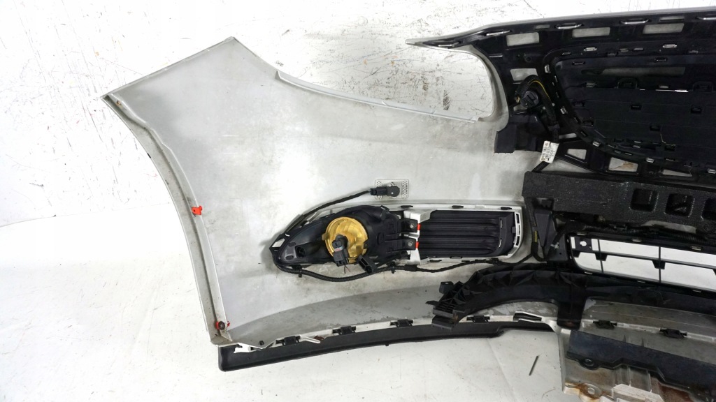 Бампер перед передний решётка  opel insignia 1 a 08-13 датчики pdc 2008-2013 Недорого