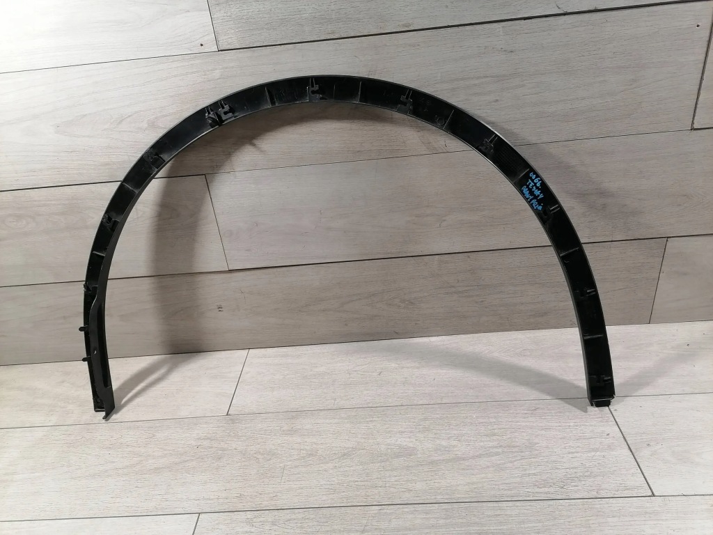 фото №7, Tesla y молдинг крыло правый перед 1683860-00-a