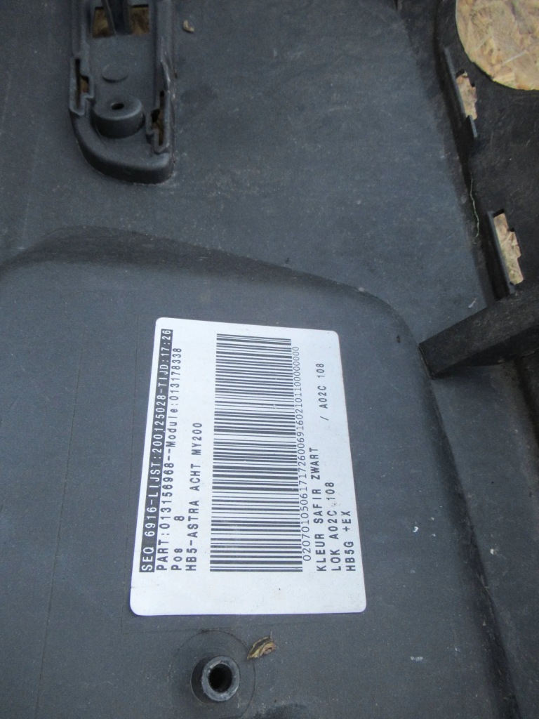 Бампер задня opel astra iii h-b Зі Шроту