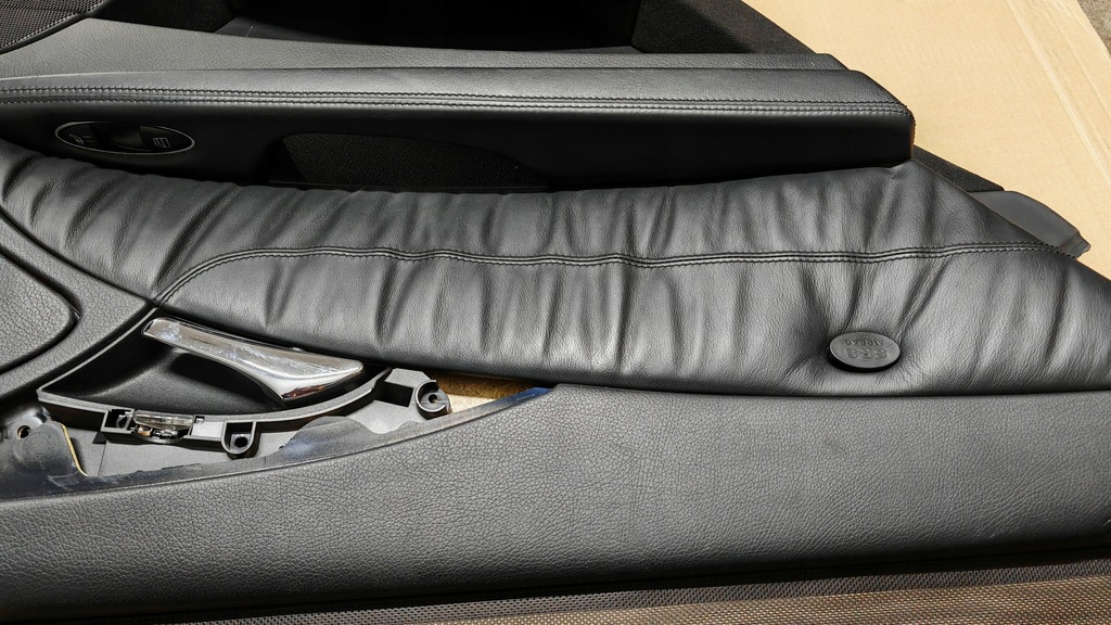фото №7, Обшивка дверь перед задняя шторка рамки кожа harman kardon mercedes w211 lift