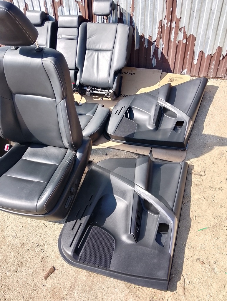 фото №5, Toyota rav4 сиденья заднее сиденье