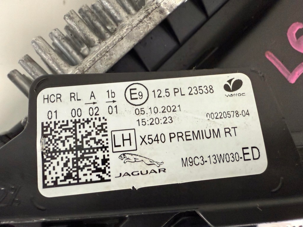 Фара перед передняя левая jaguar e-pace x540 рестайлинг  full led m9c3-13w030-ed Недорого