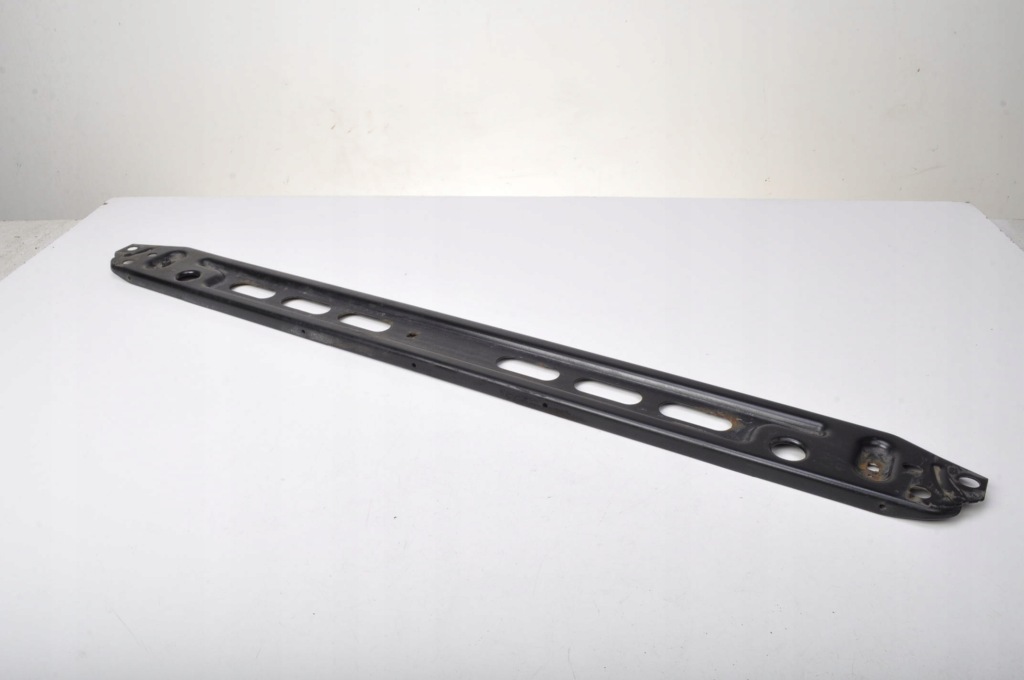 фото №1, Volvo s60 ii v60 d4 нижняя балка радиатор 31368100