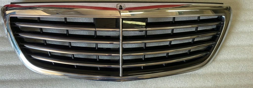 Решётка радиатора w222 v222 x222 s222 решётка радиатора mercedes оригинальный рестайлинг  a2228800383 Недорого
