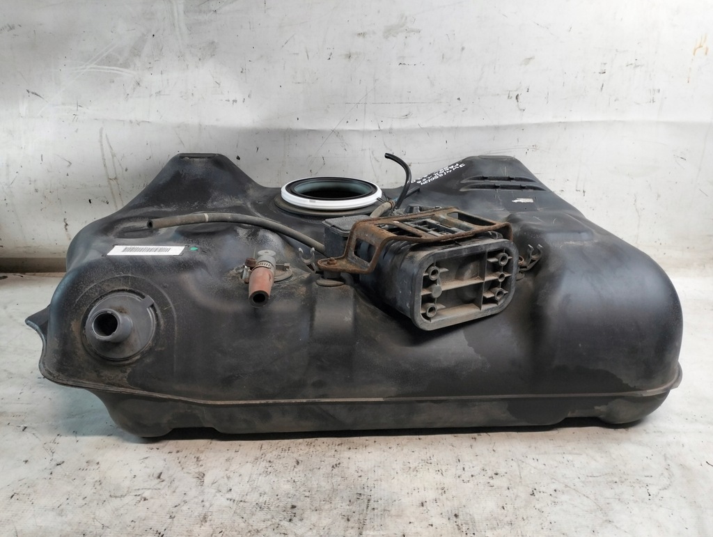 фото №8, Toyota prius 2 ii 1.5 nhw20 бак bak пального