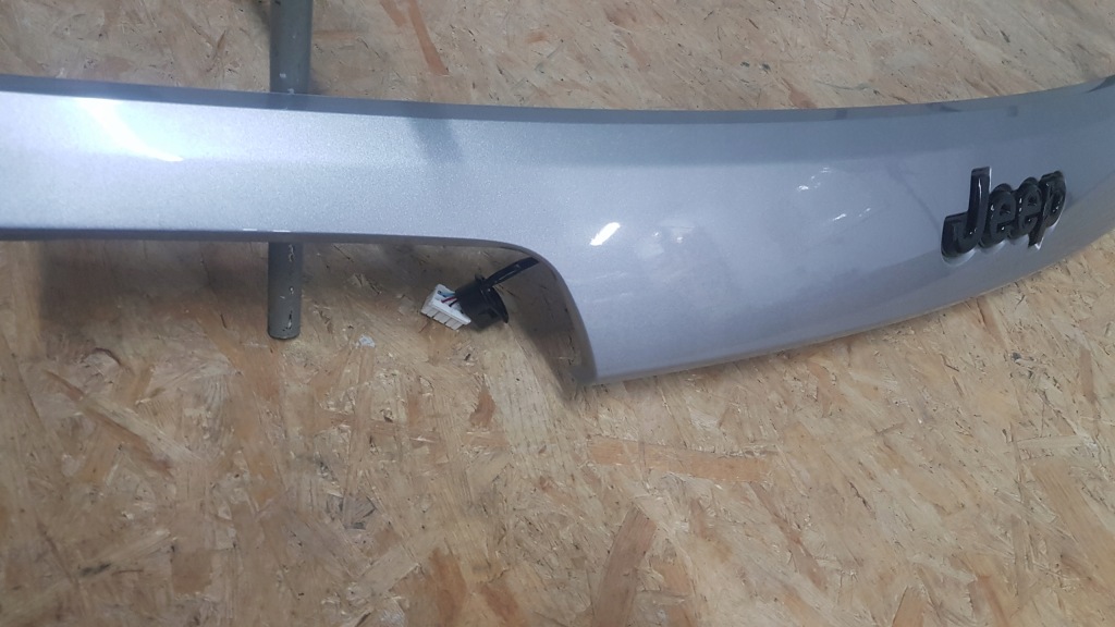 фото №2, Jeep compass ii 2 накладка кришки задній задня