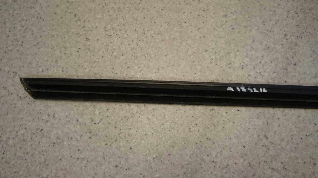 фото №7, Молдинг дверь левая уплотнитель parapet a1727200124 mercedes slk w172 r172