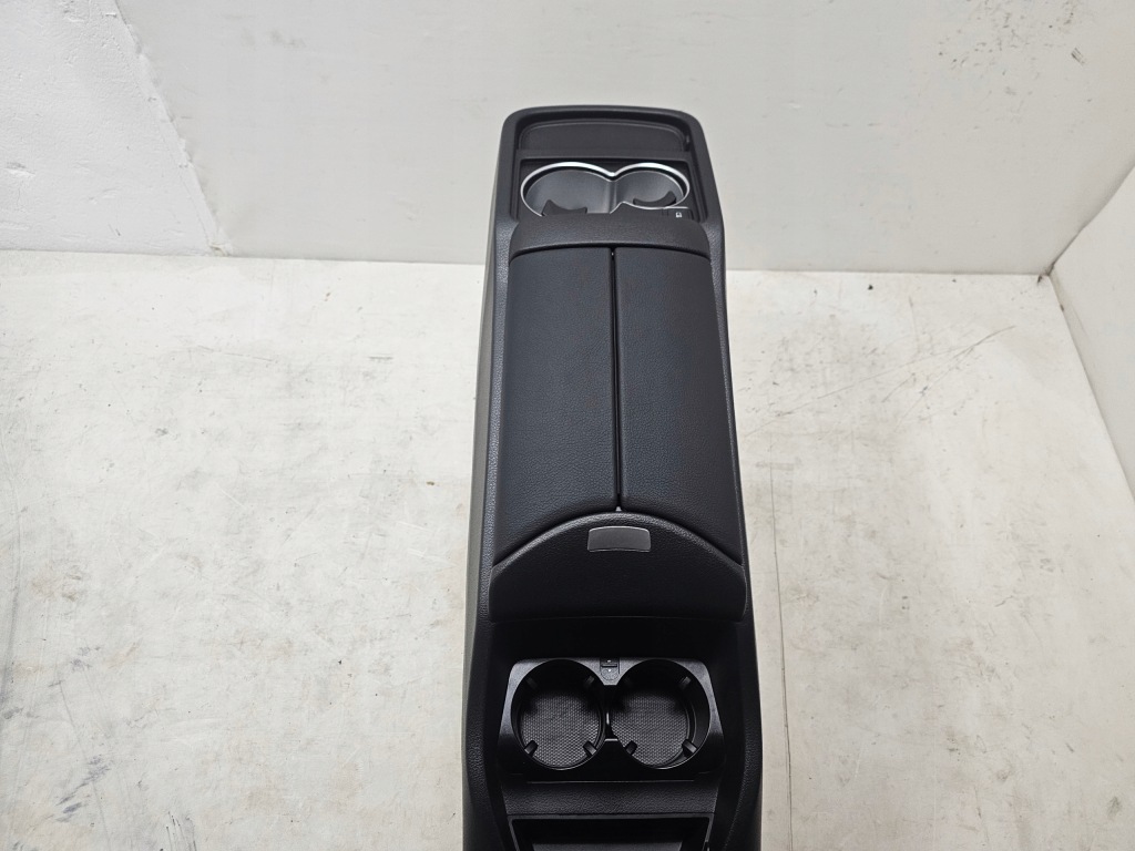 фото №5, Туннель средний подлокотник mercedes v-klasa w447 w448