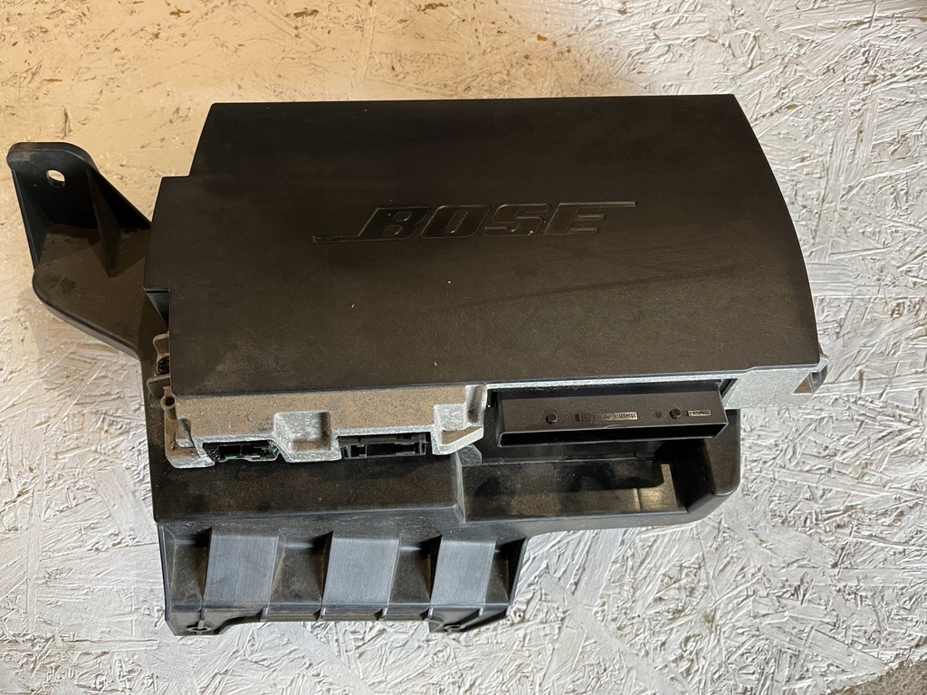 фото №1, Усилитель радио bose audi a7 4g8 4g0035223c