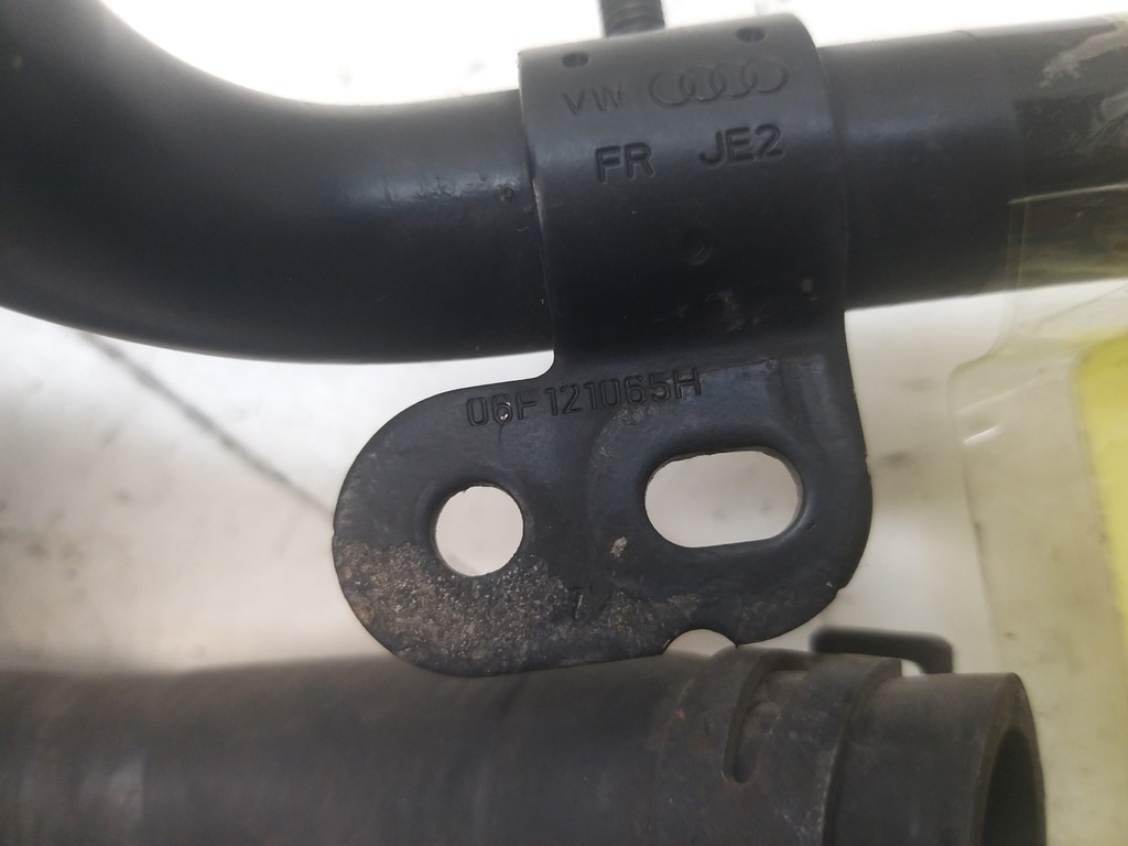 фото №11, Шланг труба wąż wody 2.0 tfsi cdl s3 8p tt 265km golf vi leon 06f121065h