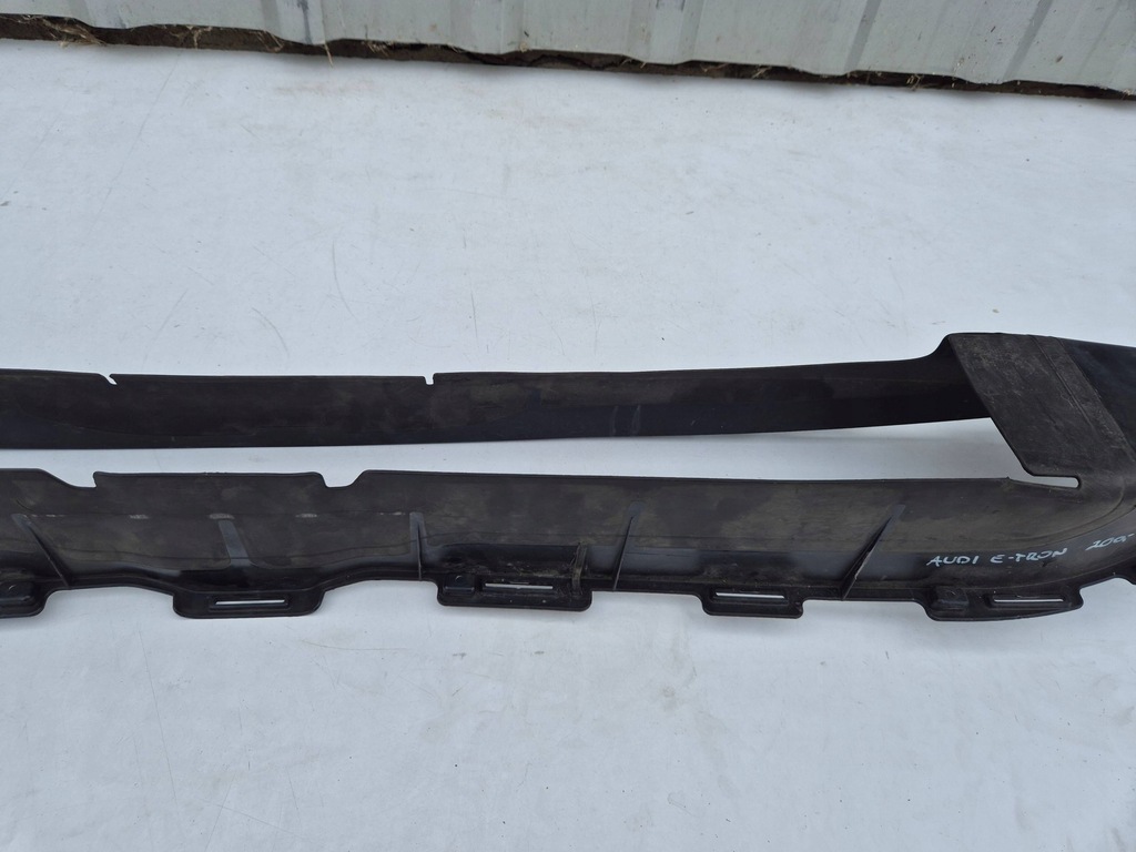 фото №11, Audi e-tron 14- впуск канал повітропровід повітря інтеркулер 4ke121286j