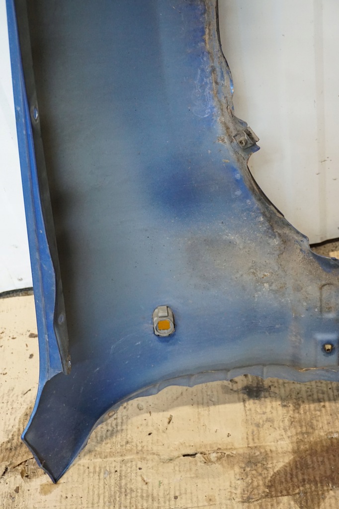 фото №11, Toyota rav4 крыло левый перед 94-00r