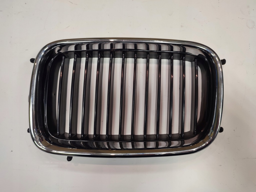 Купить Решётка  радиатора левая bmw 3 e36 90-96