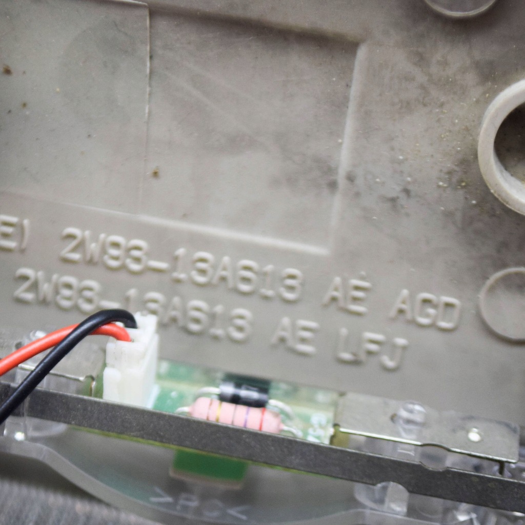 фото №6, Jaguar xj x40 2003 третий свет стоп