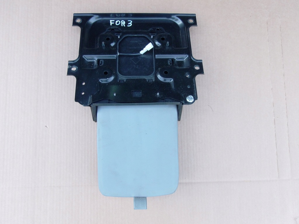 фото №2, Подлокотник задняя кожа subaru forester iii